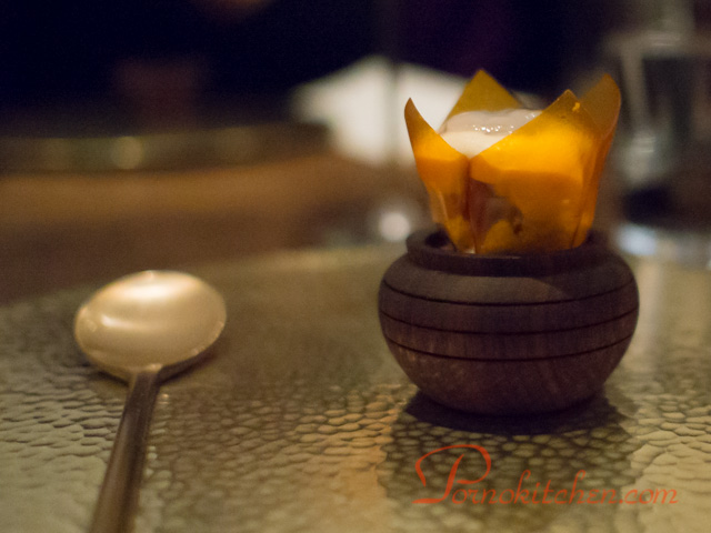 Pork and oyster canape